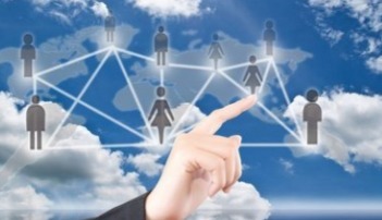 代码即未来 男孩学计算机信息技术，酷炫高薪的硬核选择